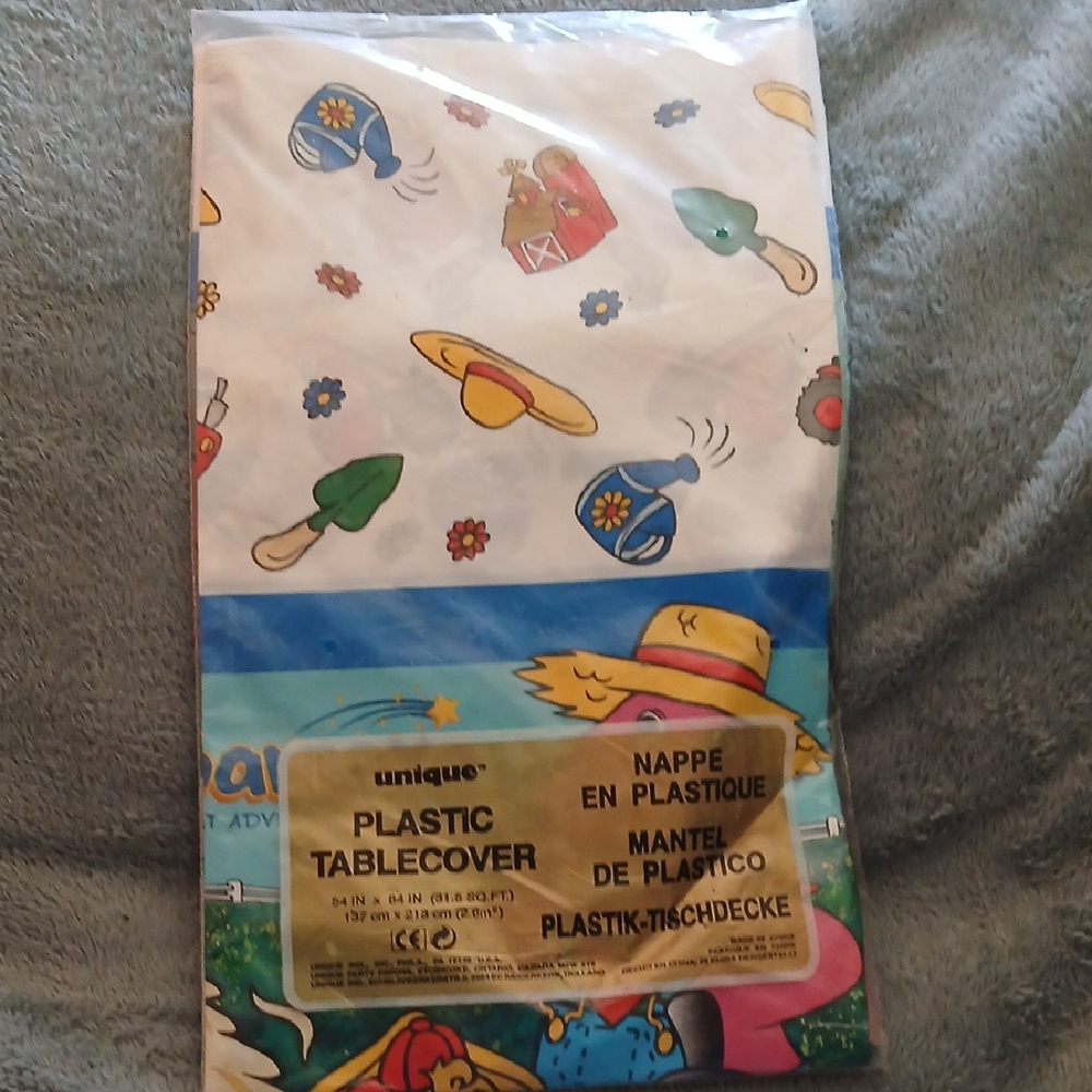 VINTAGE BARNEY PLASTIC TABLECOVER